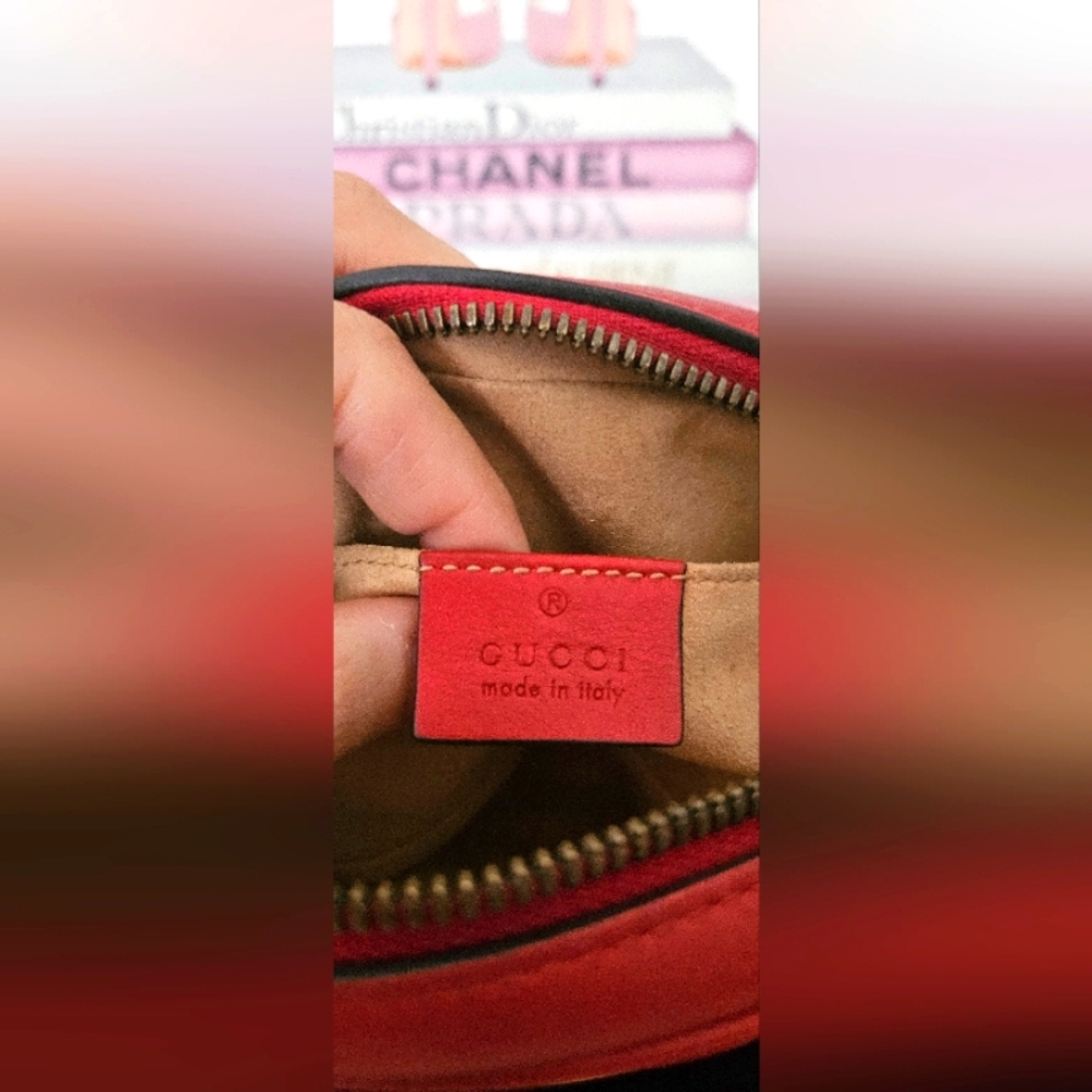 Gucci GG Red Calfsking Belt Bag with Gold Logo - Picture 10 of 16